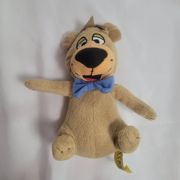 Hanna-Barbera Boo Boo Bear Plush Stuffed Animal 8" - Picture 1 of 7